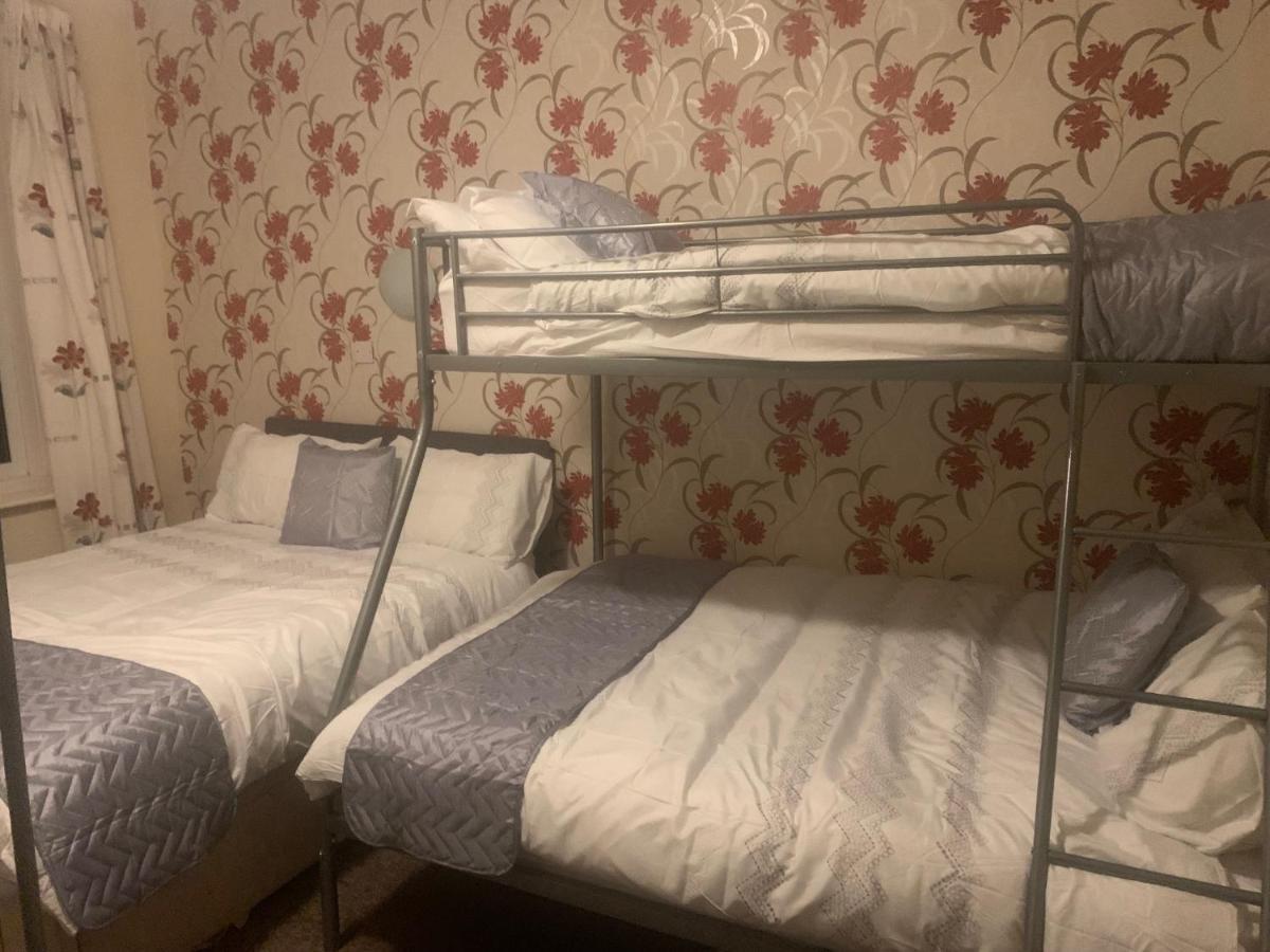בלקפול Lucena Hotel מראה חיצוני תמונה